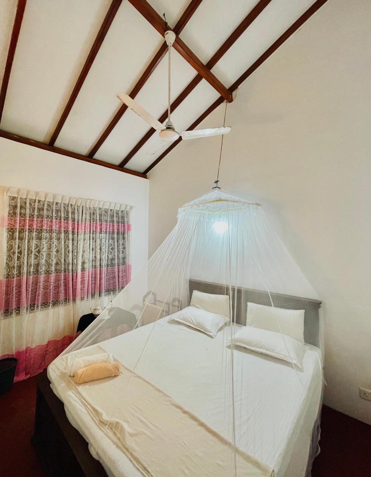 Weligama Villa South ภายนอก รูปภาพ